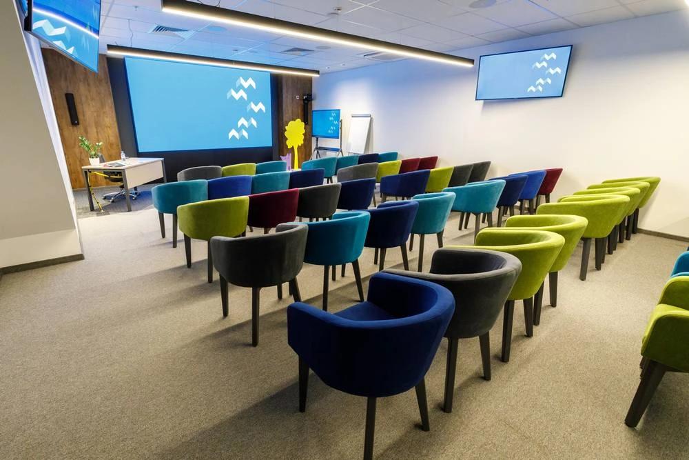 Конференц-зал 8