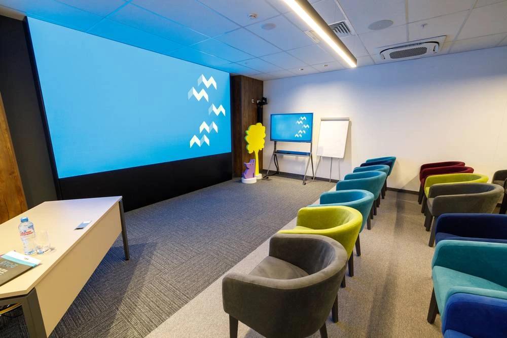 Конференц-зал 8