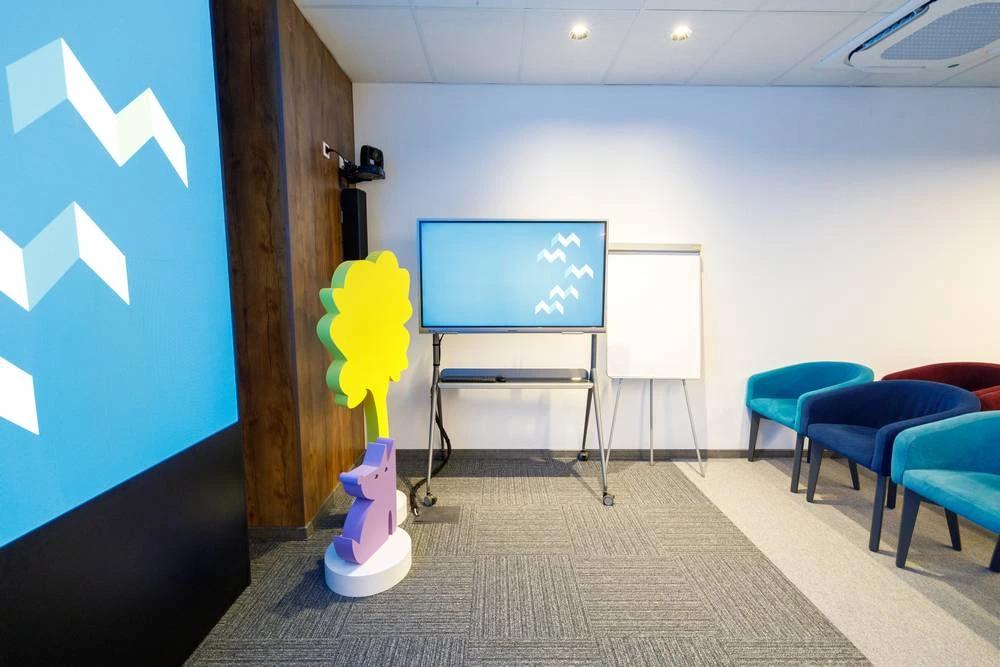 Конференц-зал 8