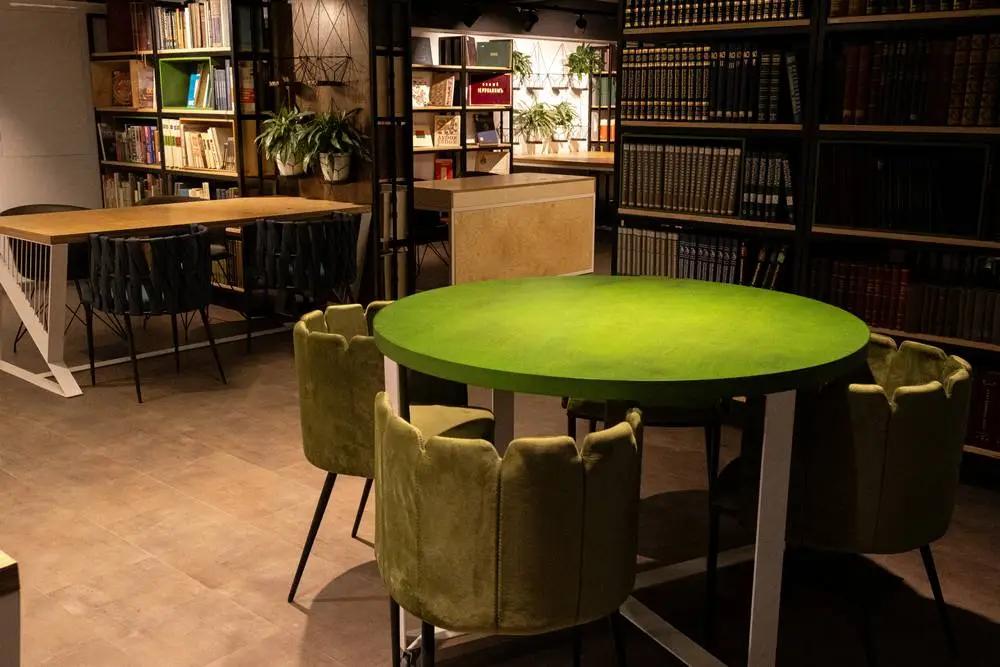 Библиотека